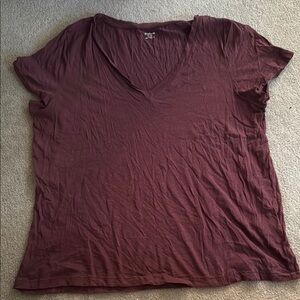 Madewell Plum Relaxed V-Neck Tee